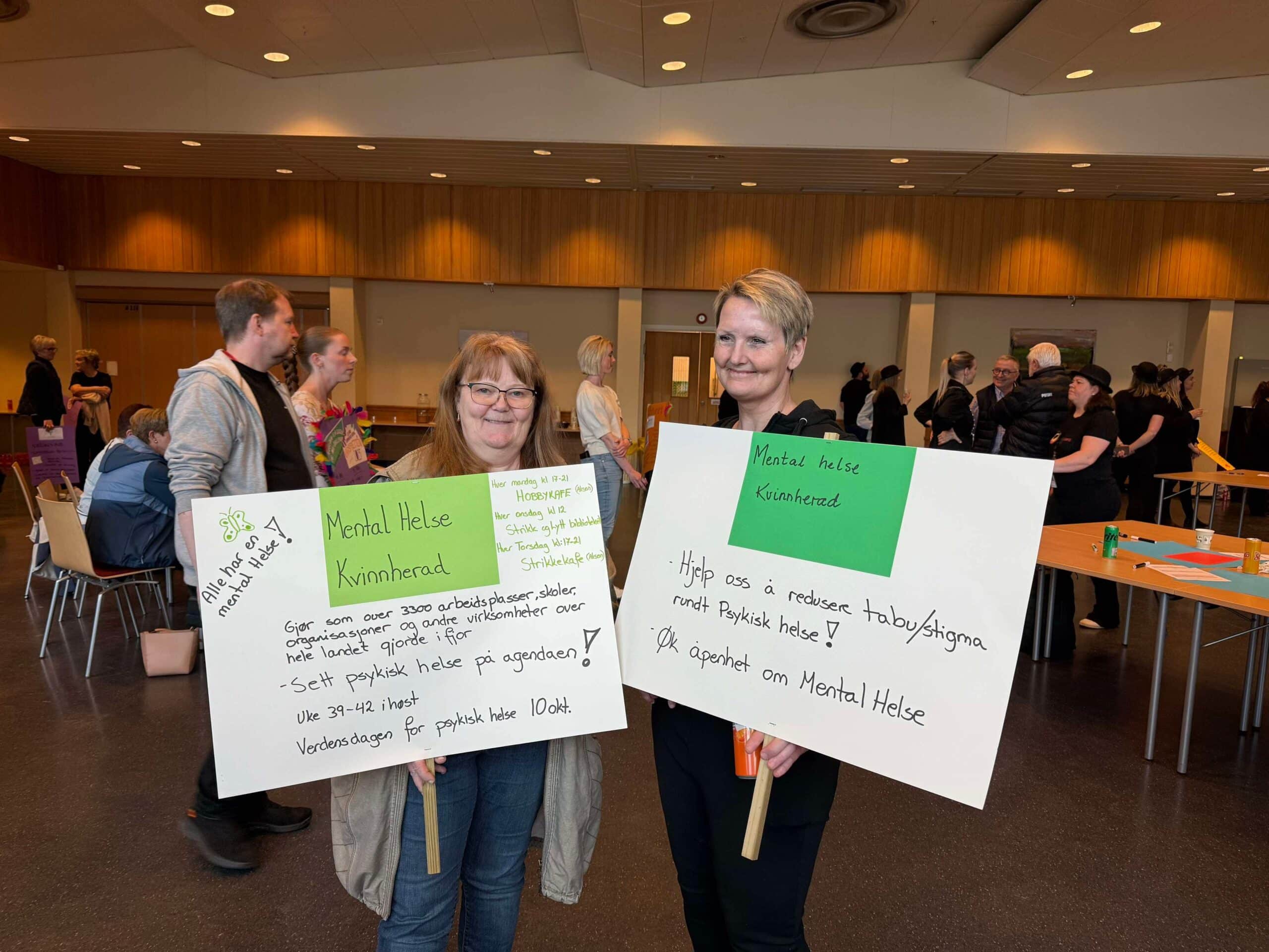 Anne Blix Torget og Catherine Wergeland på den 1. Frivilligbørsen i Kvinnherad